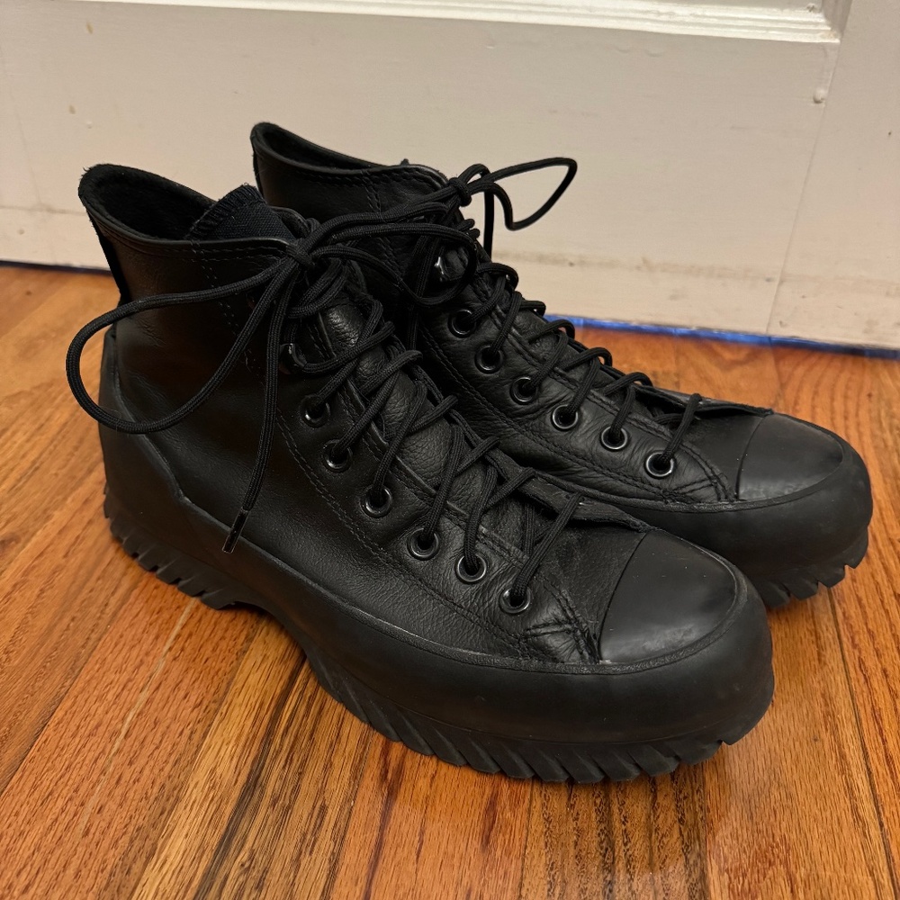 Chuck Taylor All Star Lugged 2.0 Leather Converse Size UK7